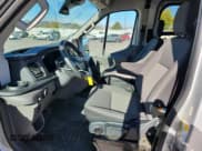 ✅ 2021 Ford Transit • VIN: 1FTBR2XG1MKA11824 • Lot: 86819015. Wystawiony na Copart z przebiegiem 7 862 mil. Bezpłatny archiwum sprzedaży aukcyjnych z USA i szczegółowy raport historii pojazdu na DreamBid. Zdjęcie 7.