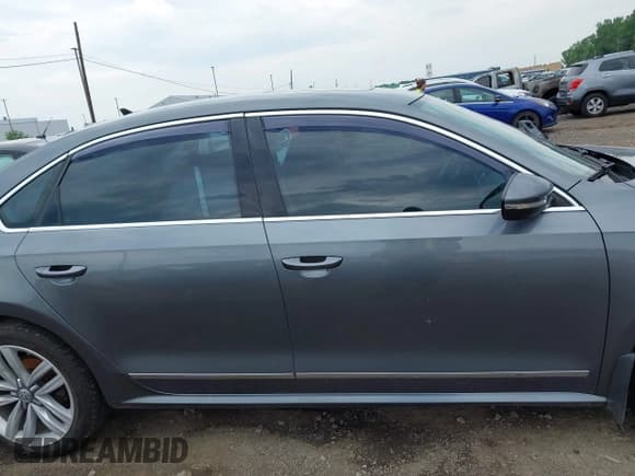 ✅ 2016 Volkswagen Passat SEL Premium • VIN: 1VWCM7A32GC017214 • Lot: 42625815. Listed on IAAI with 144,142 mi. Free auction sales archive from the USA and detailed vehicle history report at DreamBid. Image 13.