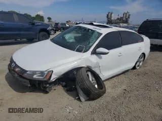 ✅ 2015 Volkswagen Jetta GLI SE • VIN: 3VW4T7AJ0FM422765 • Lot: 58864385. Listed on Copart with 120,151 mi. Free auction sales archive from the USA and detailed vehicle history report at DreamBid. Image 1.