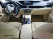 ✅ 2015 Lexus ES 330 • VIN: JTHBK1GG6F2207855 • Лот: 85396815. Опубликован ранее на Copart с пробегом 67 946 миль. Бесплатный доступ к архиву аукционных продаж из США и подробный отчёт об истории автомобиля на DreamBid. Изображение 8.