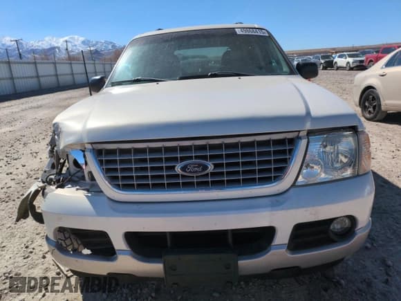 ✅ 2002 Ford Explorer Limited • VIN: 1FMDU75E92ZC24431 • Лот: 49868415. Опубликован ранее на Copart с пробегом 231 425 миль. Бесплатный доступ к архиву аукционных продаж из США и подробный отчёт об истории автомобиля на DreamBid. Изображение 5.