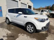 ✅ 2017 Kia Soul • VIN: KNDJN2A27H7426840 • Lot: 92512685. Wystawiony na Copart z przebiegiem 120 011 mil. Bezpłatny archiwum sprzedaży aukcyjnych z USA i szczegółowy raport historii pojazdu na DreamBid. Zdjęcie 4.