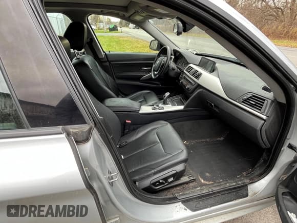 ✅ 2014 BMW 3 Series 328i Gran Turismo xDrive • VIN: WBA3X5C54ED558458 • Лот: 43664113. Опубликован ранее на IAAI с пробегом 157 695 миль. Бесплатный доступ к архиву аукционных продаж из США и подробный отчёт об истории автомобиля на DreamBid. Изображение 5.