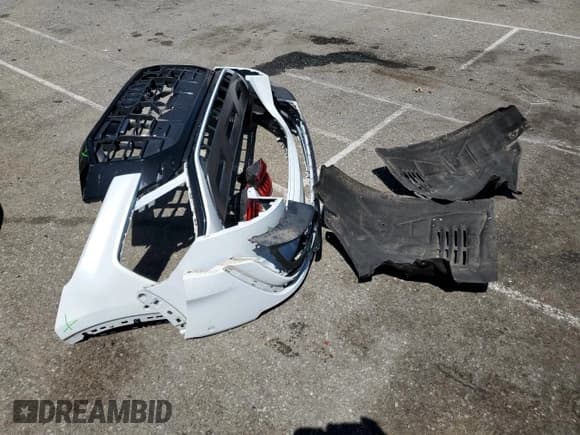 ✅ 2021 Audi Q8 Premium Plus • VIN: WA1EVAF10MD001560 • Lot: 56559745. Listed on Copart with 68,038 mi. Free auction sales archive from the USA and detailed vehicle history report at DreamBid. Image 13.