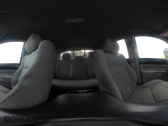 ✅ 2012 Toyota Tacoma PreRunner • VIN: 5TFJU4GN7CX016824 • Lot: 42272110. Listed on IAAI with 165,182 mi. Free auction sales archive from the USA and detailed vehicle history report at DreamBid. Image 18.