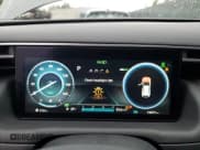 ✅ 2023 Hyundai Tucson Limited • VIN: KM8JFDA28PU121674 • Lot: 43163045. Wystawiony na Copart z przebiegiem 14 671 mil. Bezpłatny archiwum sprzedaży aukcyjnych z USA i szczegółowy raport historii pojazdu na DreamBid. Zdjęcie 9.