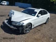 ✅ 2021 BMW 5 Series 530i xDrive • VIN: WBA13BJ03MCH04185 • Lot: 43137959. Listed on IAAI with 87,087 mi. Free auction sales archive from the USA and detailed vehicle history report at DreamBid. Image 18.