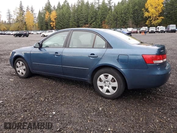 ✅ 2007 Hyundai Sonata GLS • VIN: 5NPET46C17H277808 • Лот: 92109945. Опубликован ранее на Copart с пробегом 106 340 миль. Бесплатный доступ к архиву аукционных продаж из США и подробный отчёт об истории автомобиля на DreamBid. Изображение 2.