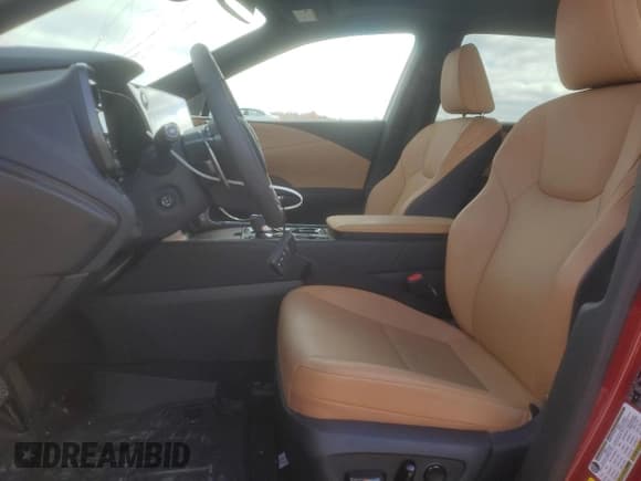 ✅ 2024 Lexus RX 350h Luxury • VIN: 2T2BBMCA6RC062869 • Lot: 93286785. Wystawiony na Copart z przebiegiem 11 089 mil. Bezpłatny archiwum sprzedaży aukcyjnych z USA i szczegółowy raport historii pojazdu na DreamBid. Zdjęcie 7.