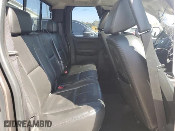 ✅ 2007 Chevrolet Silverado 1500 • VIN: 1GCEC19Y87Z535644 • Лот: 49467895. Опубликован ранее на Copart с пробегом 171 782 миль. Бесплатный доступ к архиву аукционных продаж из США и подробный отчёт об истории автомобиля на DreamBid. Изображение 10.