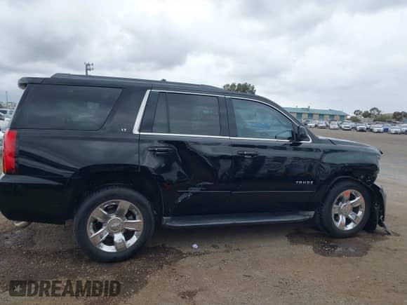 2016 Chevrolet Tahoe LT with VIN 1GNSCBKC5GR103401, listed as a IAAI auction lot 42068440 with 117,662 mi miles and . Bid and sale history available at DreamBid. Image 13.