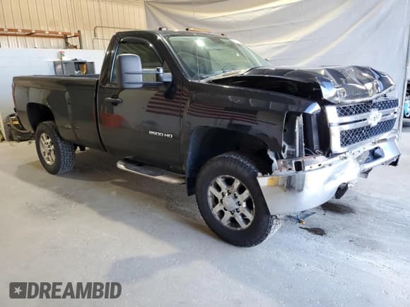 ✅ 2014 Chevrolet Silverado 2500HD Work Truck • VIN: 1GC0KVCG9EF174797 • Лот: 86870605. Опубликован ранее на Copart с пробегом 206 564 миль. Бесплатный доступ к архиву аукционных продаж из США и подробный отчёт об истории автомобиля на DreamBid. Изображение 4.