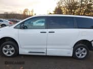 ✅ 2020 Toyota Sienna L • VIN: 5TDZZ3DC5LS065141 • Lot: 43739061. Listed on IAAI with 75,242 mi. Free auction sales archive from the USA and detailed vehicle history report at DreamBid. Image 15.