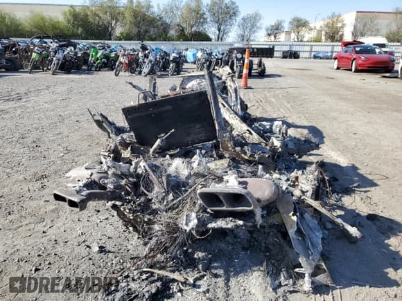 ✅ 2019 Land Rover Range Rover Sport SVR • VIN: SALWZ2SE3KA854846 • Lot: 61820395. Wystawiony na Copart z przebiegiem Nie podano. Bezpłatny archiwum sprzedaży aukcyjnych z USA i szczegółowy raport historii pojazdu na DreamBid. Zdjęcie 6.