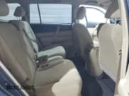 ✅ 2011 Toyota Highlander • VIN: 5TDBK3EH5BS079460 • Лот: 81057285. Опубликован ранее на Copart с пробегом 140 708 миль. Бесплатный доступ к архиву аукционных продаж из США и подробный отчёт об истории автомобиля на DreamBid. Изображение 11.