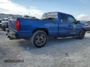 ✅ 2004 Chevrolet Silverado 1500 LS • VIN: 2GCEC19T541228389 • Lot: 92015195. Listed on Copart with 209,931 mi. Free auction sales archive from the USA and detailed vehicle history report at DreamBid. Image 3.