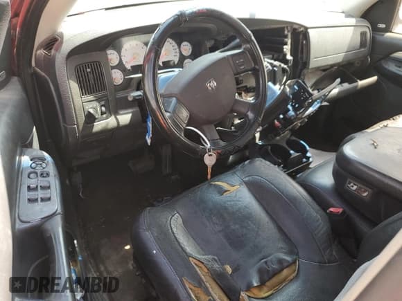 ✅ 2004 Dodge 1500 SLT • VIN: 1D7HA18D34S537832 • Лот: 72509484. Опубликован ранее на Copart с пробегом 279 106 миль. Бесплатный доступ к архиву аукционных продаж из США и подробный отчёт об истории автомобиля на DreamBid. Изображение 8.