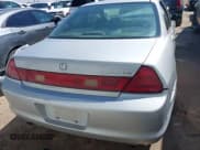 ✅ 2000 Honda Accord LX • VIN: 1HGCG2248YA036577 • Lot: 43163727. Wystawiony na IAAI z przebiegiem Nie podano. Bezpłatny archiwum sprzedaży aukcyjnych z USA i szczegółowy raport historii pojazdu na DreamBid. Zdjęcie 17.