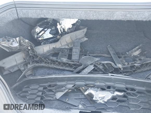 ✅ 2020 Ford Mustang EcoBoost • VIN: 1FATP8UH9L5139578 • Lot: 42417762. Listed on IAAI with 96,220 mi. Free auction sales archive from the USA and detailed vehicle history report at DreamBid. Image 12.