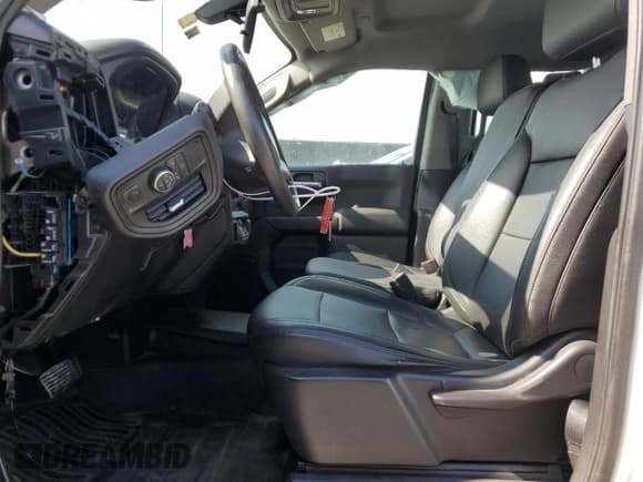 ✅ 2019 Chevrolet Silverado 1500 Work Truck • VIN: 1GCRWAEH8KZ298757 • Lot: 62269665. Wystawiony na Copart z przebiegiem 137 387 mil. Bezpłatny archiwum sprzedaży aukcyjnych z USA i szczegółowy raport historii pojazdu na DreamBid. Zdjęcie 7.