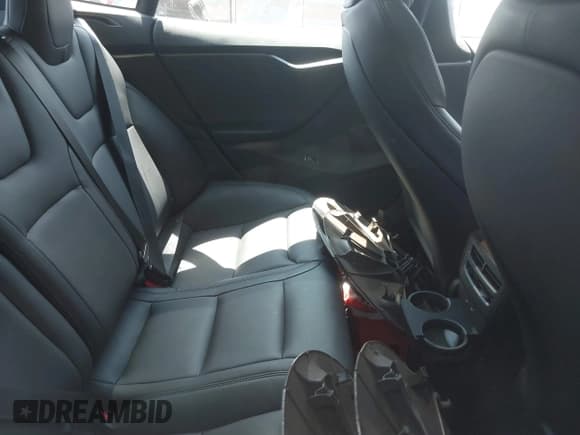 ✅ 2020 Tesla Model S Long Range • VIN: 5YJSA1E28LF411156 • Lot: 42835852. Listed on IAAI with 49,661 mi. Free auction sales archive from the USA and detailed vehicle history report at DreamBid. Image 8.