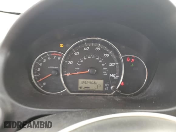 ✅ 2019 Mitsubishi Mirage SE • VIN: ML32F4FJ1KHF11189 • Lot: 81641405. Wystawiony na Copart z przebiegiem 129 296 mil. Bezpłatny archiwum sprzedaży aukcyjnych z USA i szczegółowy raport historii pojazdu na DreamBid. Zdjęcie 9.