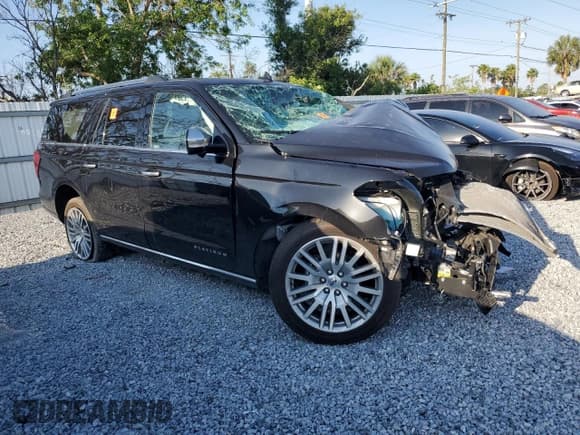 ✅ 2024 Ford Expedition Max Platinum • VIN: 1FMJK1M83REA15995 • Lot: 51961955. Wystawiony na Copart z przebiegiem Nie podano. Bezpłatny archiwum sprzedaży aukcyjnych z USA i szczegółowy raport historii pojazdu na DreamBid. Zdjęcie 4.