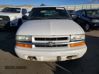 ✅ 2003 Chevrolet Blazer LS • VIN: 1GNDT13X53K113210 • Lot: 86111974. Wystawiony na Copart z przebiegiem Nie podano. Bezpłatny archiwum sprzedaży aukcyjnych z USA i szczegółowy raport historii pojazdu na DreamBid. Zdjęcie 5.