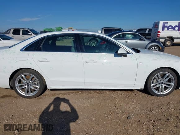✅ 2023 Audi A4 S line Premium Plus • VIN: WAUEAAF41PN007276 • Лот: 42671751. Опубликован ранее на IAAI с пробегом 46 716 миль. Бесплатный доступ к архиву аукционных продаж из США и подробный отчёт об истории автомобиля на DreamBid. Изображение 13.