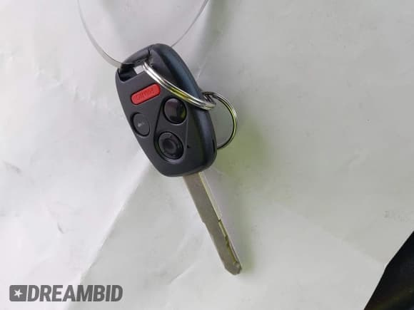 ✅ 2003 Honda Accord EX • VIN: JHMCM56793C085425 • Lot: 42033124. Listed on IAAI with 267,321 mi. Free auction sales archive from the USA and detailed vehicle history report at DreamBid. Image 11.