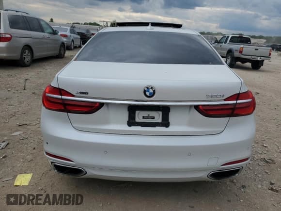 ✅ 2016 BMW 7 Series 750i xDrive • VIN: WBA7F2C56GG418433 • Lot: 56247895. Listed on Copart with Not provided. Free auction sales archive from the USA and detailed vehicle history report at DreamBid. Image 6.