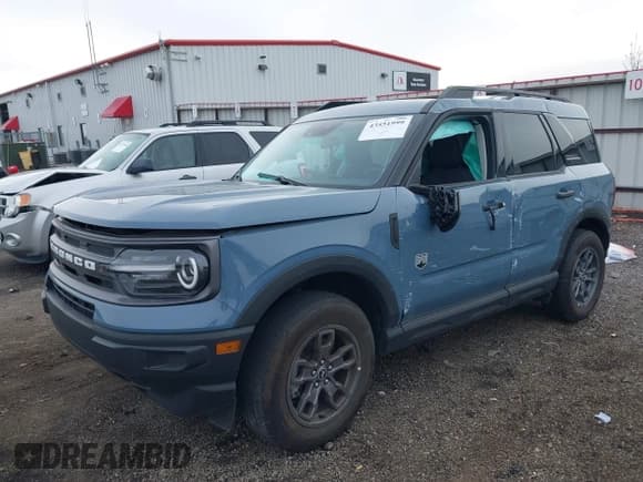 ✅ 2024 Ford Bronco Sport Big Bend • VIN: 3FMCR9B67RRF17460 • Lot: 43551999. Wystawiony na IAAI z przebiegiem 9 334 mil. Bezpłatny archiwum sprzedaży aukcyjnych z USA i szczegółowy raport historii pojazdu na DreamBid. Zdjęcie 2.
