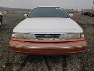 ✅ 1997 Ford Crown Victoria LX • VIN: 2FALP74W8VX191438 • Лот: 83965014. Опубликован ранее на Copart с пробегом 141 358 миль. Бесплатный доступ к архиву аукционных продаж из США и подробный отчёт об истории автомобиля на DreamBid. Изображение 5.