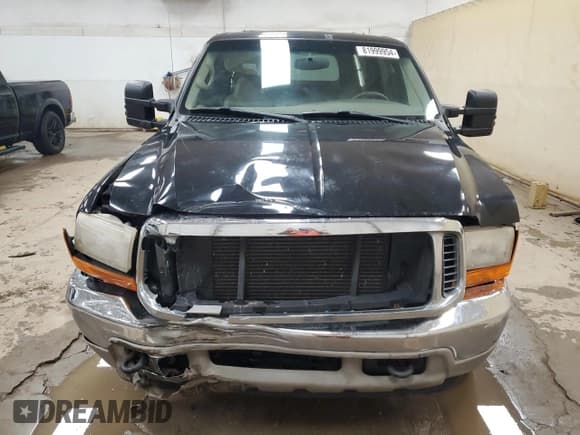 ✅ 2000 Ford Excursion Limited • VIN: 1FMNU43S1YEE15529 • Лот: 81999954. Опубликован ранее на Copart с пробегом 197 353 миль. Бесплатный доступ к архиву аукционных продаж из США и подробный отчёт об истории автомобиля на DreamBid. Изображение 5.