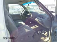 ✅ 1996 Chevrolet Silverado 1500 • VIN: 1GCEK19R2TE124012 • Лот: 43719215. Опубликован ранее на IAAI с пробегом 224 893 миль. Бесплатный доступ к архиву аукционных продаж из США и подробный отчёт об истории автомобиля на DreamBid. Изображение 5.