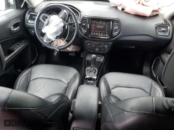 ✅ 2021 Jeep Compass Limited • VIN: 3C4NJCCB5MT531463 • Lot: 61454695. Wystawiony na Copart z przebiegiem 69 976 mil. Bezpłatny archiwum sprzedaży aukcyjnych z USA i szczegółowy raport historii pojazdu na DreamBid. Zdjęcie 8.