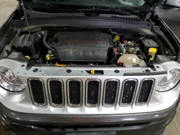 ✅ 2017 Jeep Renegade Limited • VIN: ZACCJBDB7HPE78018 • Лот: 58027535. Опубликован ранее на Copart с пробегом 133 145 миль. Бесплатный доступ к архиву аукционных продаж из США и подробный отчёт об истории автомобиля на DreamBid. Изображение 12.