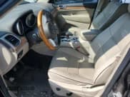 ✅ 2011 Jeep Grand Cherokee Overland • VIN: 1J4RR6GT7BC536746 • Lot: 65918955. Listed on Copart with Not provided. Free auction sales archive from the USA and detailed vehicle history report at DreamBid. Image 7.