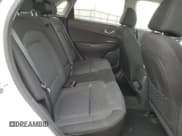 ✅ 2023 Hyundai Kona SE • VIN: KM8K23AG3PU159772 • Лот: 65981064. Опубликован ранее на Copart с пробегом 38 902 миль. Бесплатный доступ к архиву аукционных продаж из США и подробный отчёт об истории автомобиля на DreamBid. Изображение 11.