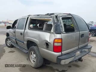 ✅ 2001 Chevrolet Suburban LS • VIN: 3GNEC16T81G147773 • Лот: 42554006. Опубликован ранее на IAAI с пробегом 235 299 миль. Бесплатный доступ к архиву аукционных продаж из США и подробный отчёт об истории автомобиля на DreamBid. Изображение 3.