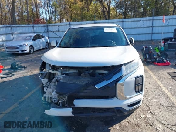 ✅ 2020 Mitsubishi Outlander ES • VIN: JA4AR3AU6LU014019 • Lot: 43585672. Listed on IAAI with 76,459 mi. Free auction sales archive from the USA and detailed vehicle history report at DreamBid. Image 13.