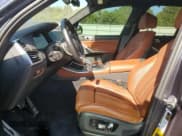 ✅ 2022 BMW X5 xDrive45e • VIN: 5UXTA6C06N9M84394 • Lot: 80821965. Wystawiony na Copart z przebiegiem 38 909 mil. Bezpłatny archiwum sprzedaży aukcyjnych z USA i szczegółowy raport historii pojazdu na DreamBid. Zdjęcie 7.