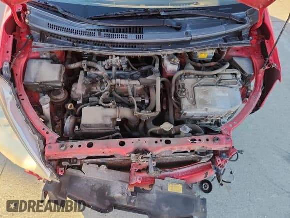 ✅ 2012 Toyota Prius Four • VIN: JTDKDTB34C1020756 • Лот: 82619425. Опубликован ранее на Copart с пробегом 250 508 миль. Бесплатный доступ к архиву аукционных продаж из США и подробный отчёт об истории автомобиля на DreamBid. Изображение 11.