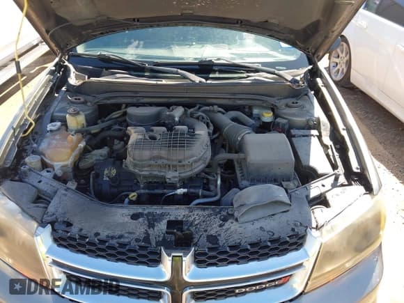 ✅ 2013 Dodge Avenger SE V6 • VIN: 1C3CDZAG5DN657536 • Лот: 43589510. Опубликован ранее на IAAI с пробегом 239 751 миль. Бесплатный доступ к архиву аукционных продаж из США и подробный отчёт об истории автомобиля на DreamBid. Изображение 10.