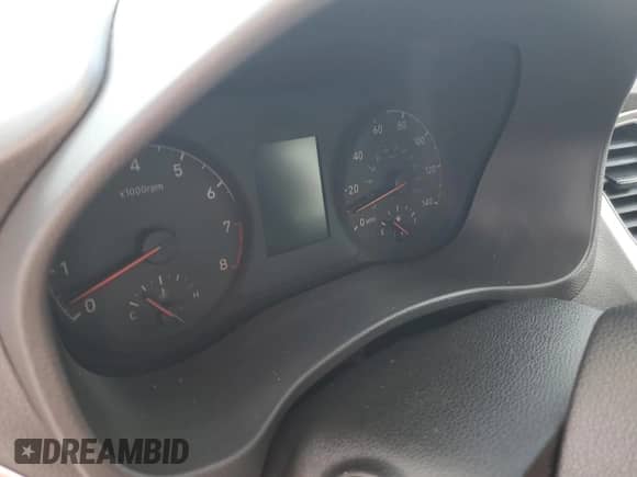 ✅ 2022 Hyundai Accent SE • VIN: 3KPC24A61NE182565 • Lot: 53781655. Wystawiony na Copart z przebiegiem Nie podano mil. Skorzystaj z bezpłatnego archiwum sprzedaży aukcyjnych z USA i zobacz szczegółowy raport historii pojazdu na DreamBid. Zdjęcie 9.