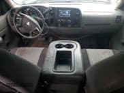 ✅ 2008 Chevrolet Silverado 2500HD Work Truck • VIN: 1GCHK29K68E116475 • Лот: 86695475. Опубликован ранее на Copart с пробегом 199 778 миль. Бесплатный доступ к архиву аукционных продаж из США и подробный отчёт об истории автомобиля на DreamBid. Изображение 8.