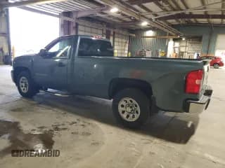 ✅ 2008 Chevrolet Silverado 1500 Work Truck • VIN: 1GCEC14C68Z245318 • Lot: 82659095. Wystawiony na Copart z przebiegiem 113 321 mil. Bezpłatny archiwum sprzedaży aukcyjnych z USA i szczegółowy raport historii pojazdu na DreamBid. Zdjęcie 2.