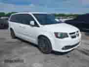2016 Dodge Grand Caravan R/T z VIN 2C4RDGEGXGR353016, wystawiony jako IAAI lot #43271737 z przebiegiem 101 837 mil mil oraz . Historia ofert i sprzedaży dostępna na DreamBid. Obrazek 1.