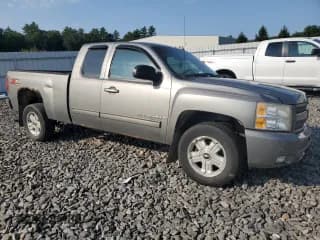 ✅ 2009 Chevrolet Silverado 1500 LT • VIN: 1GCEK29J69Z215639 • Lot: 70010584. Listed on Copart with 237,145 mi. Free auction sales archive from the USA and detailed vehicle history report at DreamBid. Image 4.
