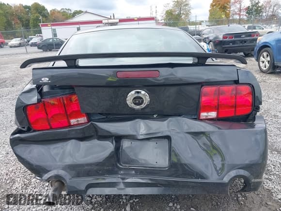 ✅ 2008 Ford Mustang GT Deluxe • VIN: 1ZVHT82H685175733 • Lot: 43274979. Listed on IAAI with 30,231 mi. Free auction sales archive from the USA and detailed vehicle history report at DreamBid. Image 20.
